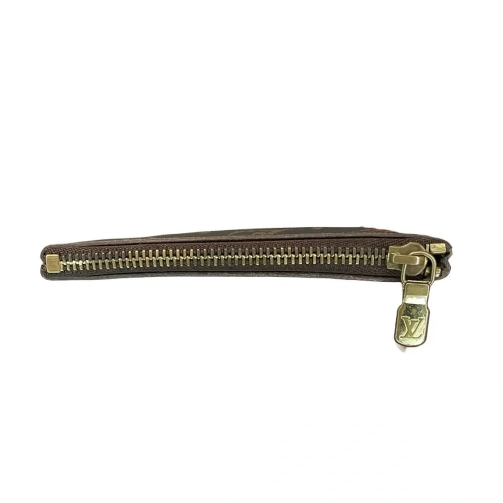 Louis Vuitton vintage Monogram Pochette Cles Key Holder chain